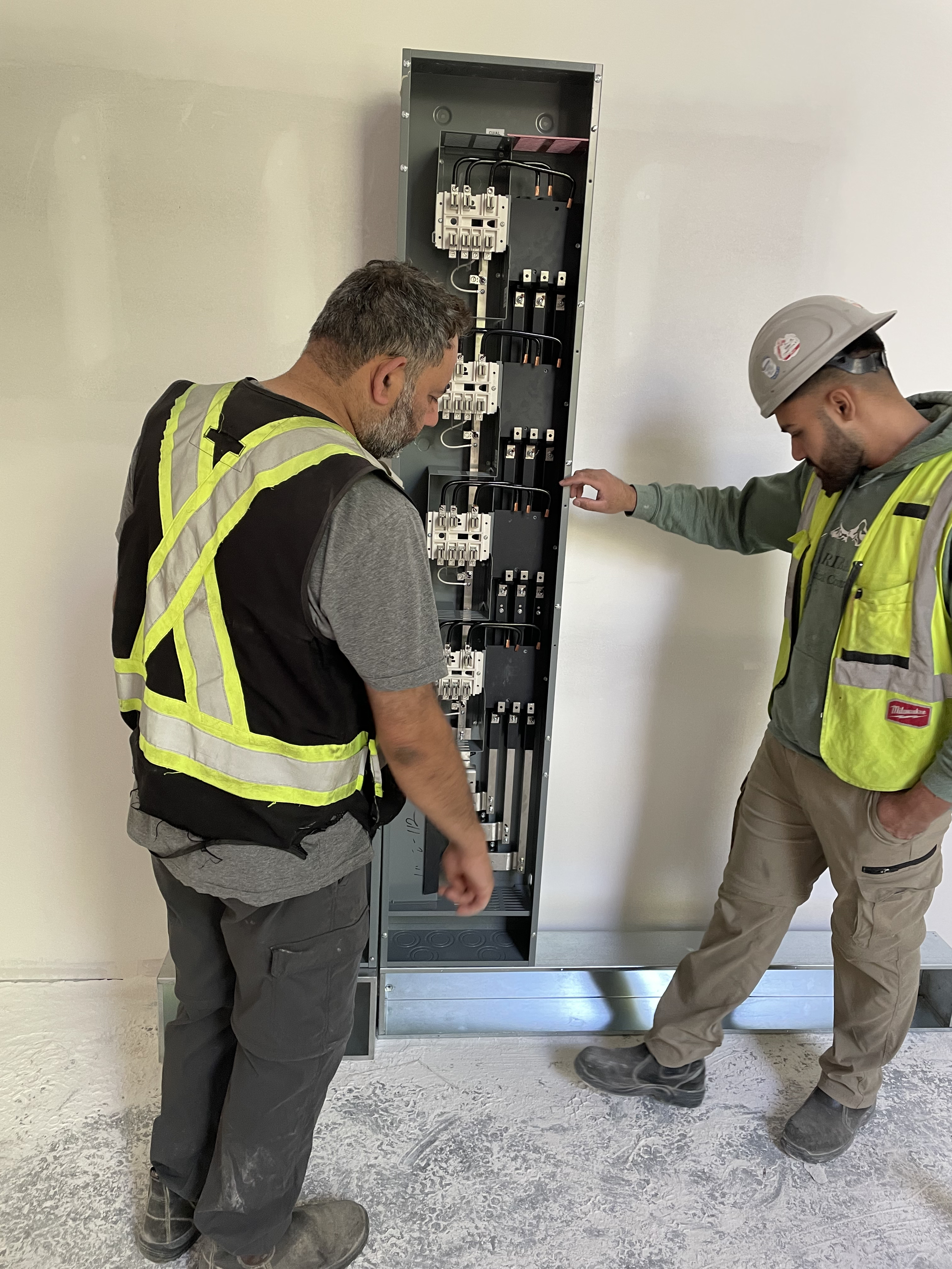 Commercial and industrial electrical work in Surrey BC